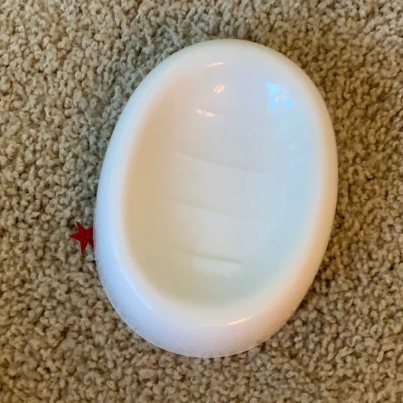 White Soap Dish! - Picture 2 of 4
